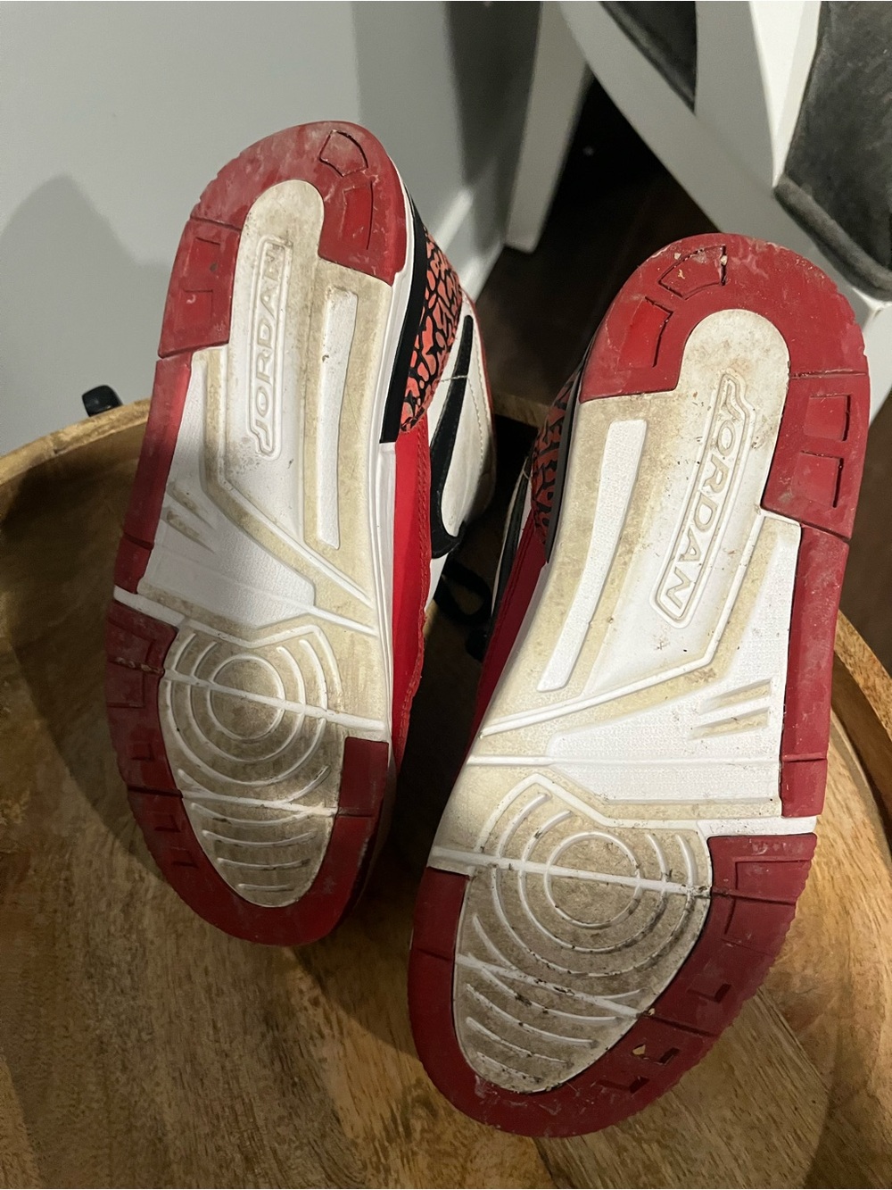 Nike Jordan Kids Red, White and Black Low-Top Sneakers - Picture 4 of 5